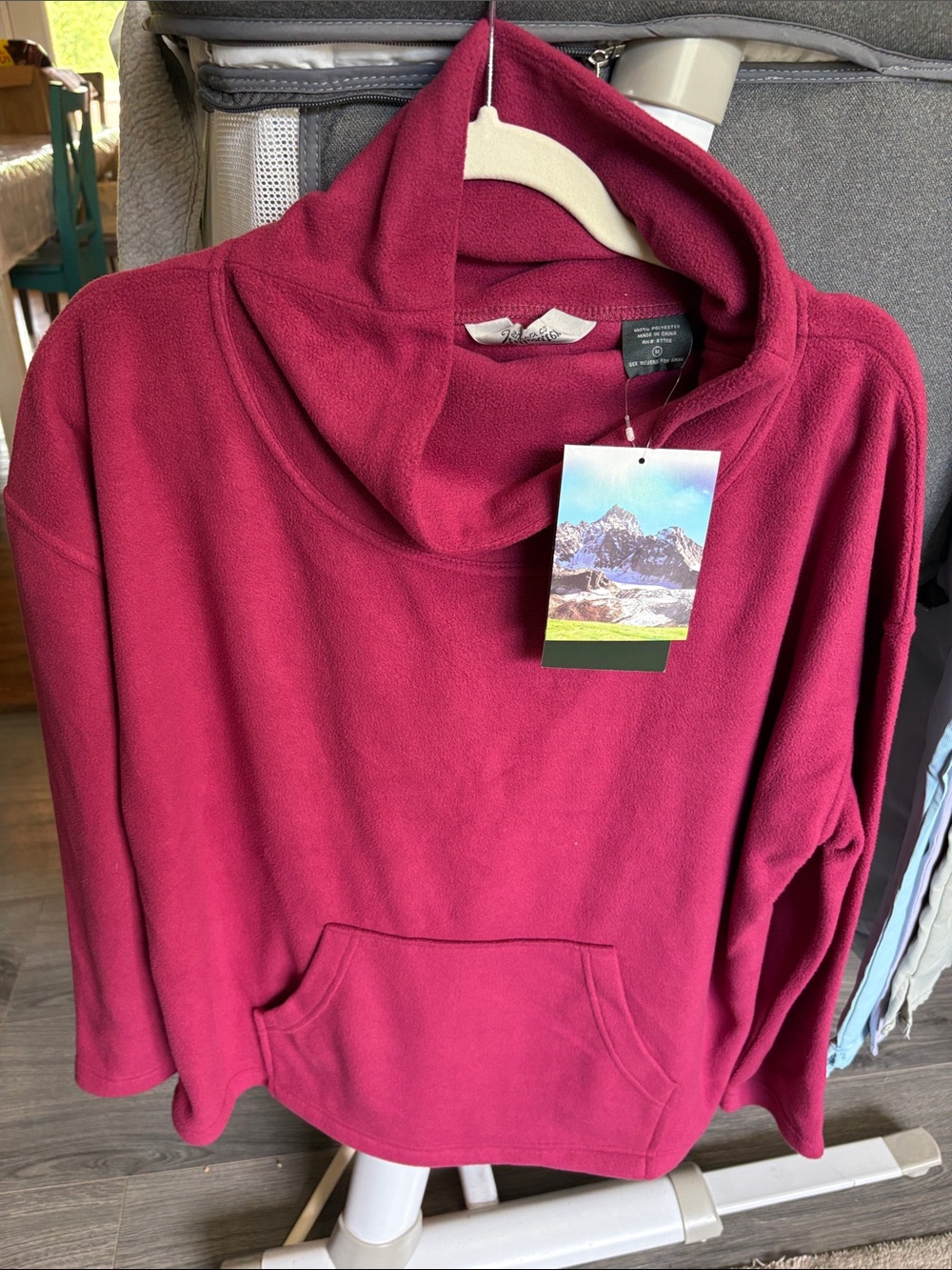 Women’s Cranberry Fleece Pullover Hoodie